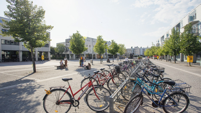 Bikes and bikeracks in the urban space